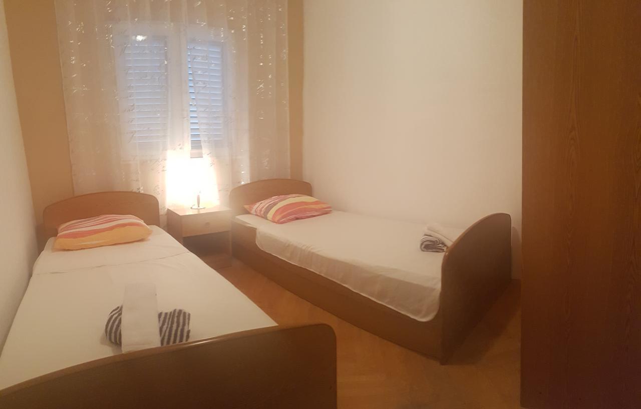 Apartman 4 Kilometar To City Centar Split Dış mekan fotoğraf
