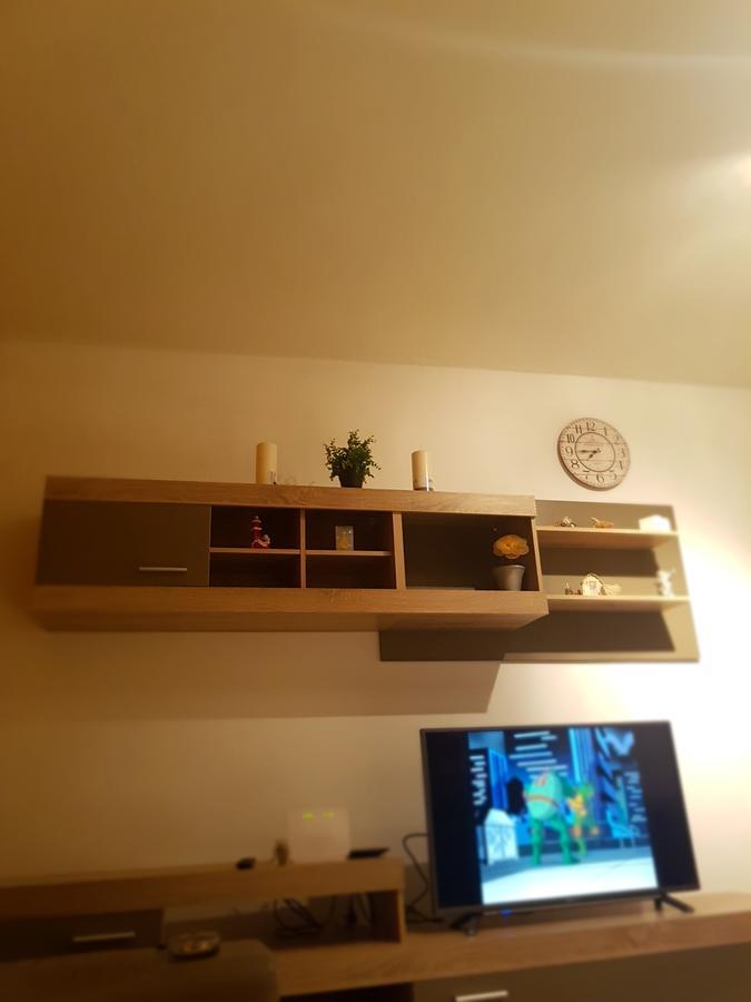 Apartman 4 Kilometar To City Centar Split Dış mekan fotoğraf